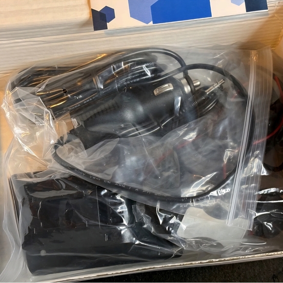 Portable Wireless Car Stereo with Black Frame - Picture 6 of 7